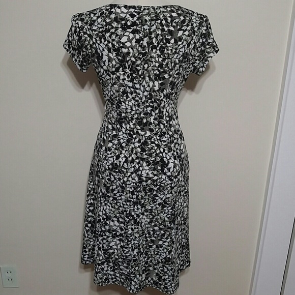 *HP* Connected midi dress size 4P - Picture 3 of 5